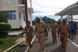 Tim pemantau pemilu Pempov Papua Barat disebar ke daerah