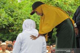 12 pelanggar syariat Islam jalani hukuman cambuk