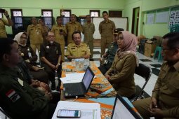 Jelang Pemilu, Wali Kota Mojokerto tinjau kesiapan TPS