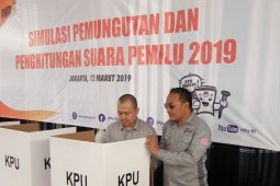 KPU ingatkan pemilih akan larangan swafoto di bilik suara.