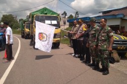 Distribusi logistik KPU Bengkayang