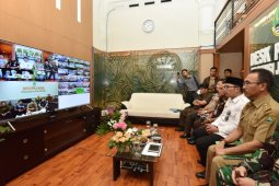 Cek kesiapan pemilu, Ridwan Kamil konferensi video dengan bupati/wali kota