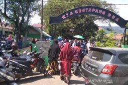 Warga di Aceh Besar antusias gunakan hak pilih ke TPS