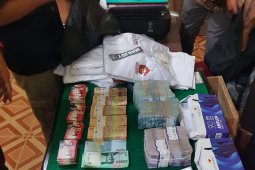 Tim Gakumdu-Bawaslu Sungai Penuh OTT  empat orang