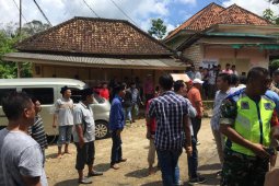 Pasukan Brimob diterjunkan ke lokasi penembakan di Sampang