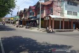 Aktivitas perdagangan di Meulaboh masih sepi, warga masih di TPS