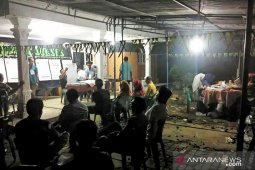 Petugas KPPS di Labura masih "lembur" hingga dini hari