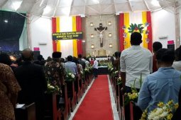 Umat Katolik di Madiun rayakan Paskah dengan memaknai semangat Kartini