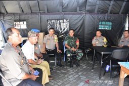 KPU Banjarmasin dapat bantuan tim kesehatan di setiap kecamatan.