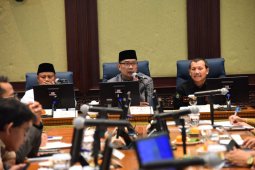 Ridwan Kamil: PPDB di Jabar ikut Permendikbud dengan penyesuaian lapangan