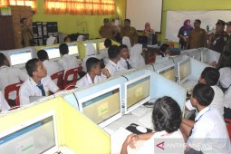 93 SMP di Sintang masih ujian berbasiskan kertas dan pensil