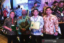 Mifa Bersaudara raih penghargaan Zero Accident dari Kemenakertrans RI