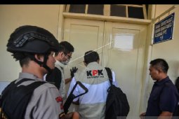 Kantor Dinas Kesehatan Kota Tasikmalaya ikut diperiksa KPK