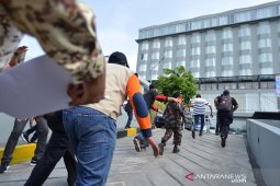 Simulasi evakuasi tsunami di hotel