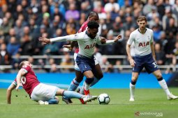 West Ham paksa Tottenham alami kekalahan  perdana di stadion baru