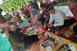 Merawat tradisi Sedekah Serabi Empat Lawang