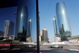 Start terdepan, Bottas waspadai situasi tak terduga di Baku