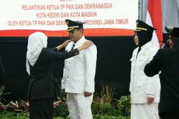 Mas Abu-Ning Lik resmi dilantik jadi kepala daerah