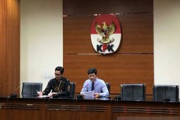 KPK tetapkan tiga orang tersangka suap alih fungsi hutan di Riau