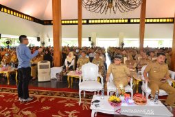 Tingkatkan kapasitas ASN, Pemkab Banyuwangi hadirkan penulis buku "Millennials Kill Everything"