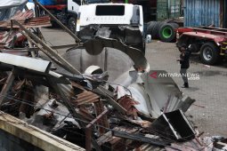 Seorang tewas akibat truk tangki meledak di Surabaya