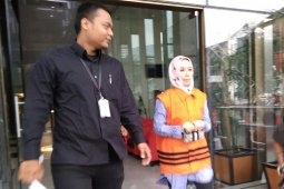 KPK kembali panggil tiga saksi kasus suap distribusi pupuk
