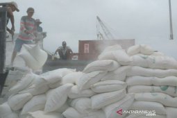 TKBM Pelabuhan Tanjung Pandan tetap bekerja di Hari Buruh