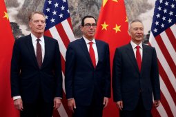 Trump:  AS "berada tepat di tempat yang kami inginkan bersama China"