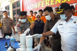 Tiga pembawa 2.924,289 gram sabu-sabu terancam hukuman mati