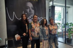 Wizzy garap soundtrack "Si Doel"