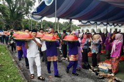 Pemkab Bangka gelar tradisi "Nganggung" 2.000 dulang (Video)