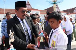 Hardiknas di Tapsel diwarnai penyerahan hadiah lomba