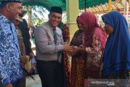 Jelang meugang, 5.058 warga fakir miskin di Aceh Jaya terima zakat
