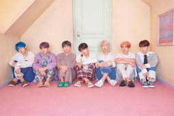 BTS dan Charli XCX kolaborasi rilis lagu "Glow"
