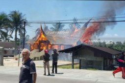 Kantor KAN Talang tempat penyimpanan  logistik pemilu terbakar