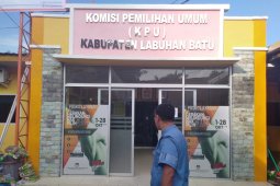 KPUD Labuhanbatu tunda tiga tahapan Pilkada