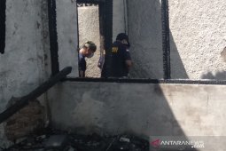 Polda Sumut selidiki penyebab terbakarnya kantor Camat Gunungsitoli