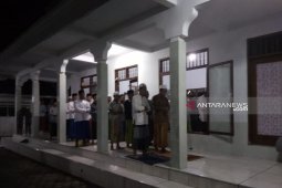 Jamaah Pesantren Mahfilud Dluror Jember mulai laksanakan Shalat Tarawih