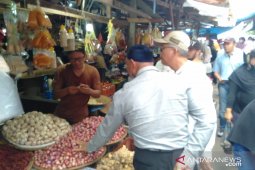 Tim Satgas Pangan Singkawang pantau harga di pasar tradisional
