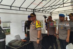 Kapolda Jatim pantau pengamanan rekapitulasi tingkat provinsi