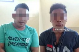 Warga Sungai Buluh menangkap dua tersangka yang menyimpan Delapan paket sabu-sabu