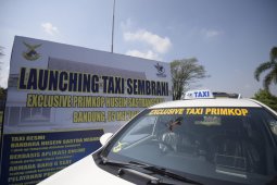 Pemprov Jabar dan Pemkot Bandung luncurkan 50 taksi daring di Bandara Husein