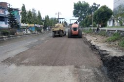 Jalan nasional di lintas Batanghari-Jambi mulai diperbaiki