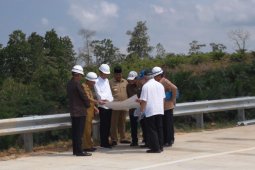 Presiden Jokowi tinjau calon Ibu kota RI kawasan Bukit Soeharto