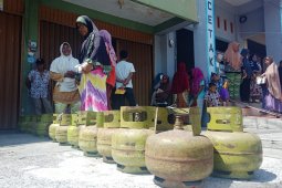 Pemkab Nagan minta pertamina tertibkan agen gas elpiji "nakal"