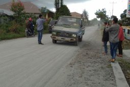 BPBD Karo larang warga mendekati Gunung Sinabung