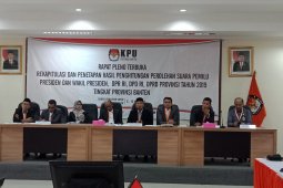 KPU Banten  rapat pleno rekapitulasi hasil Pemilu 2019