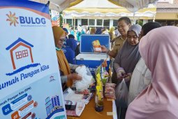 Dinas Perdagangan Kalsel laksanakan pasar murah di 38 titik