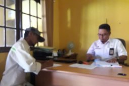 Puluhan supir ngadu ke disnaker tuntut  pesangon