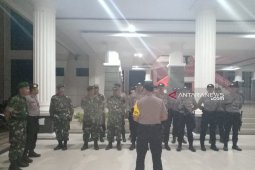 Pastikan kotak suara aman, TNI-Polri Tuba kawal kotak suara